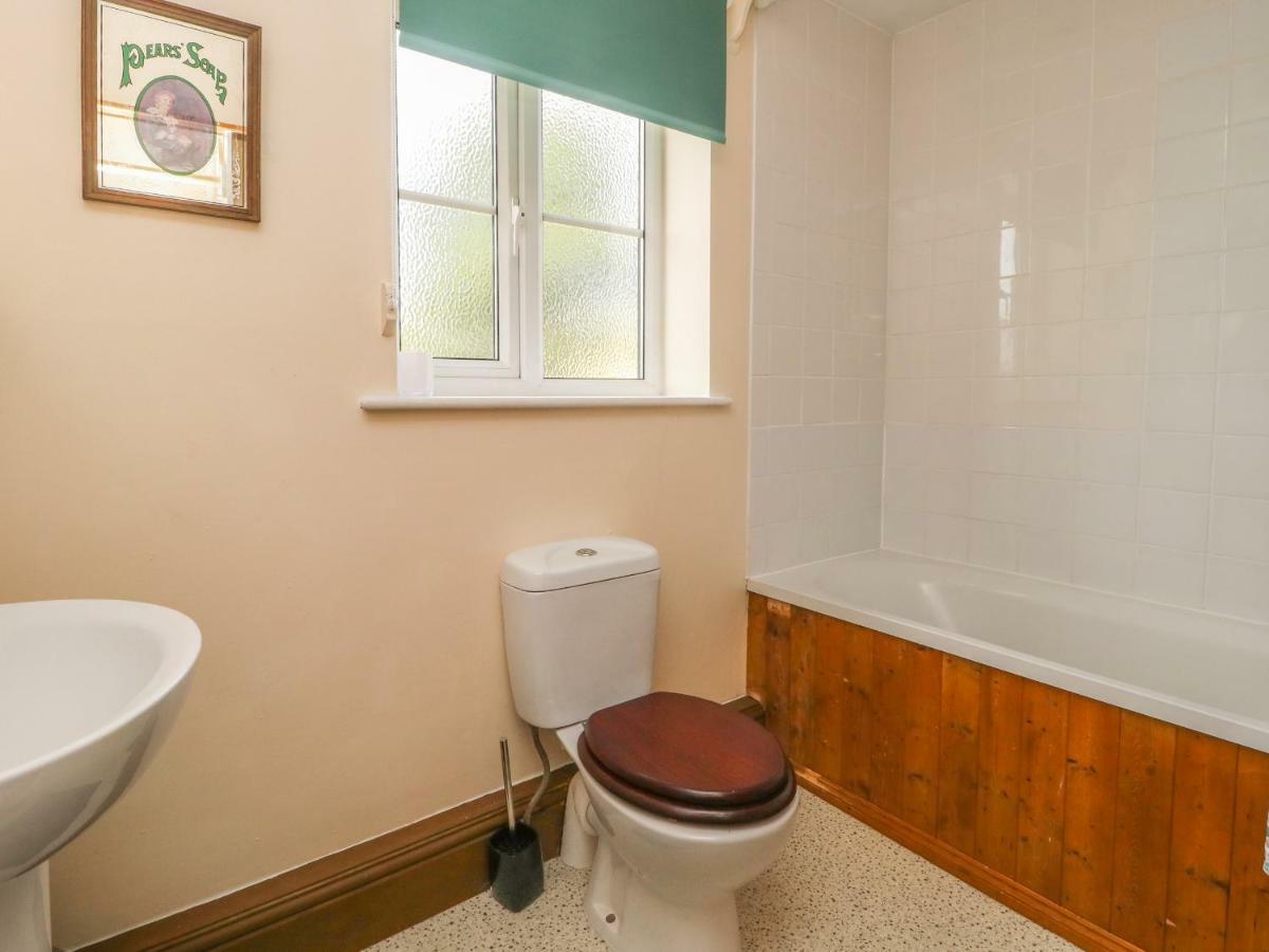 Wayside Cottage Йорк Екстериор снимка